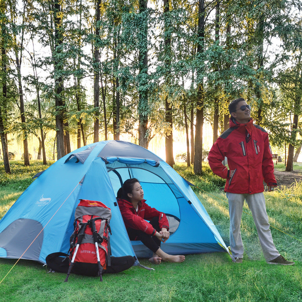 Wild couple tent