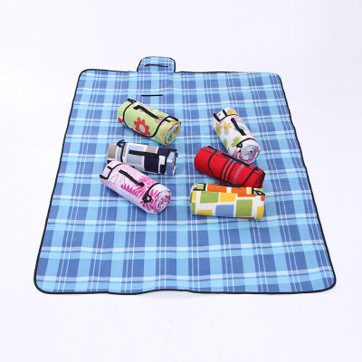 Velvet aluminum film picnic mat