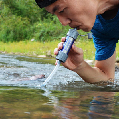 Handheld outdoor water purification filter