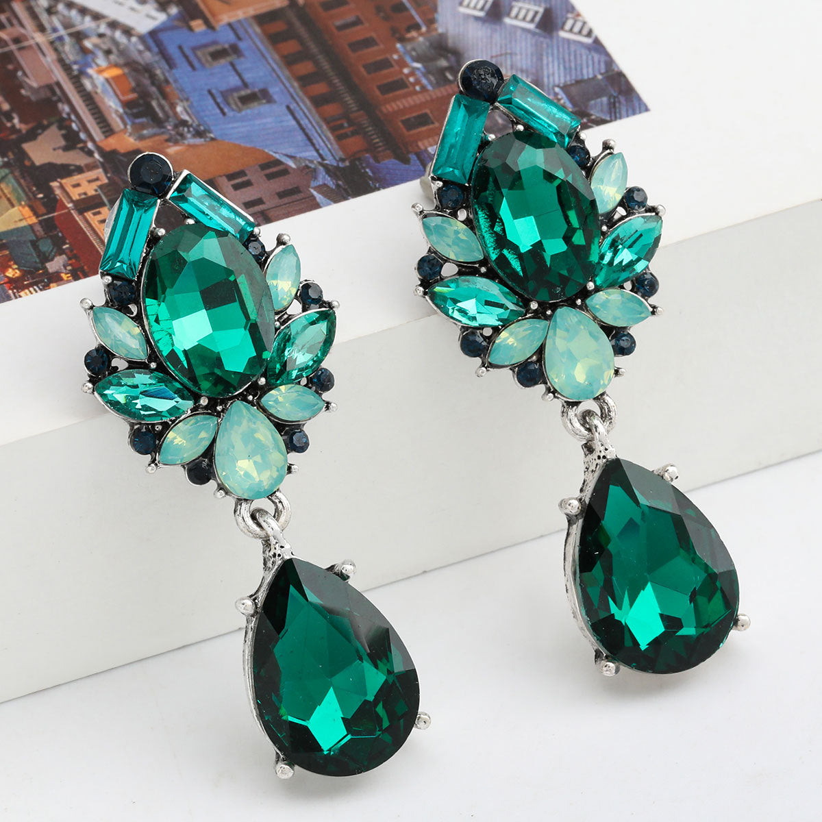 Fashion Color Diamond Round Alloy Diamond Geometric Earrings