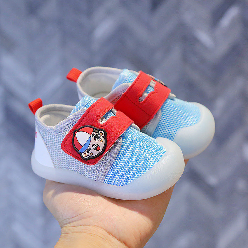 Velcro baby shoes