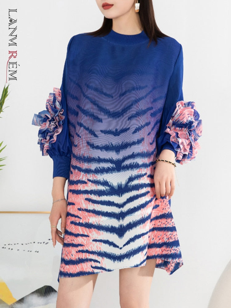 Pleated Dress For Women Designer Striped Round Neck Long Sleeves Gradient Dresses