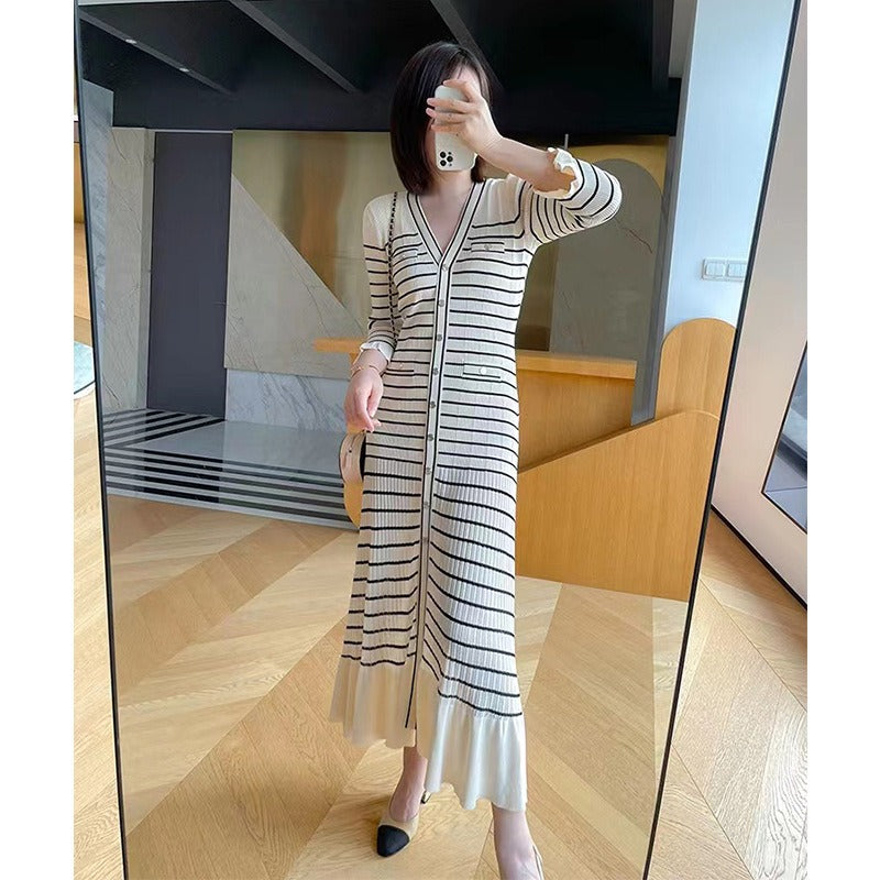 Spring/Summer New French Lazy Stripe Knitted Dress V-Neck Slim Fit Mid length Dress