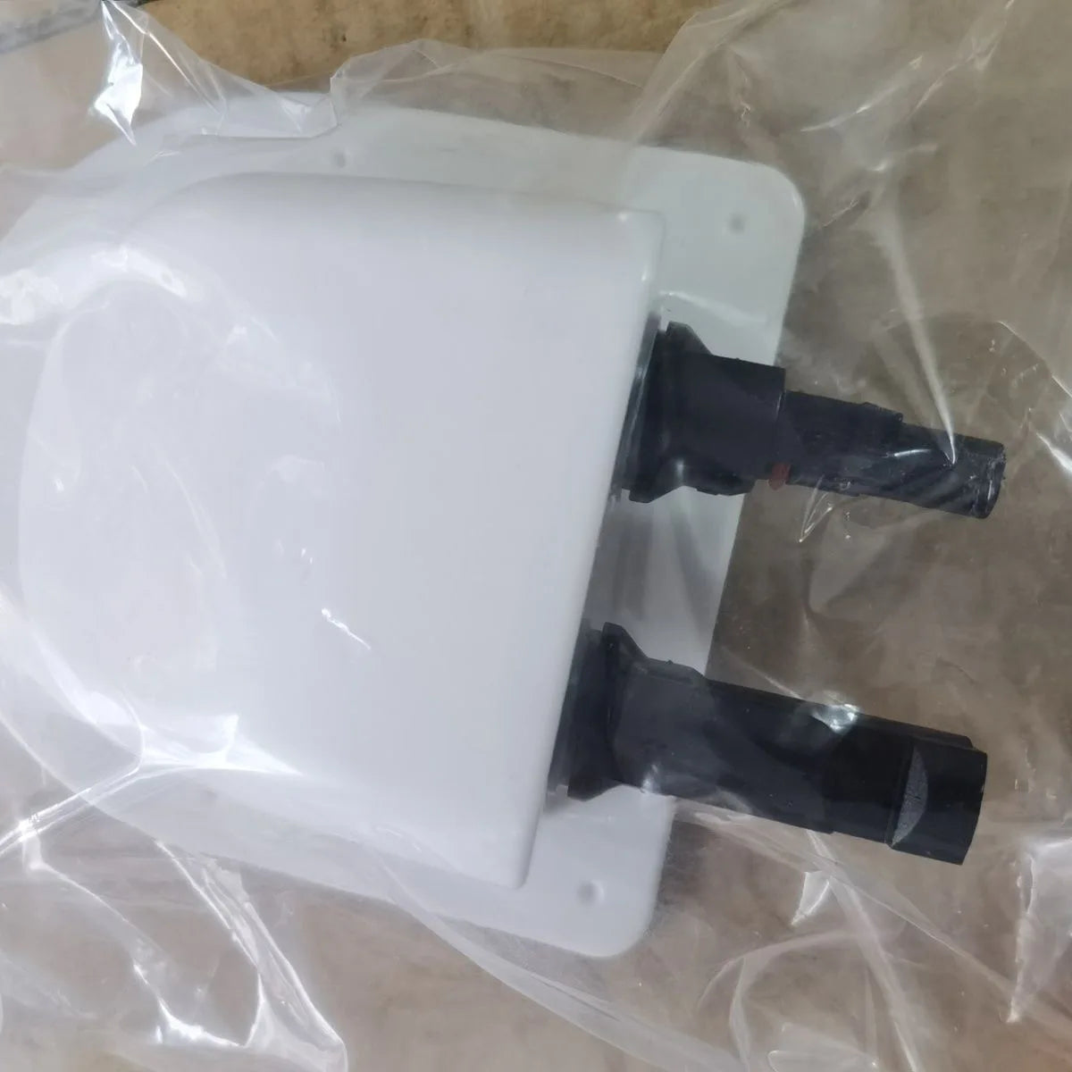 Double Wire Entry Gland Box with Solar Connector Panel Roof Wire Cable Motorhome White Double Hole RV Yacht Car  Caravans Campe