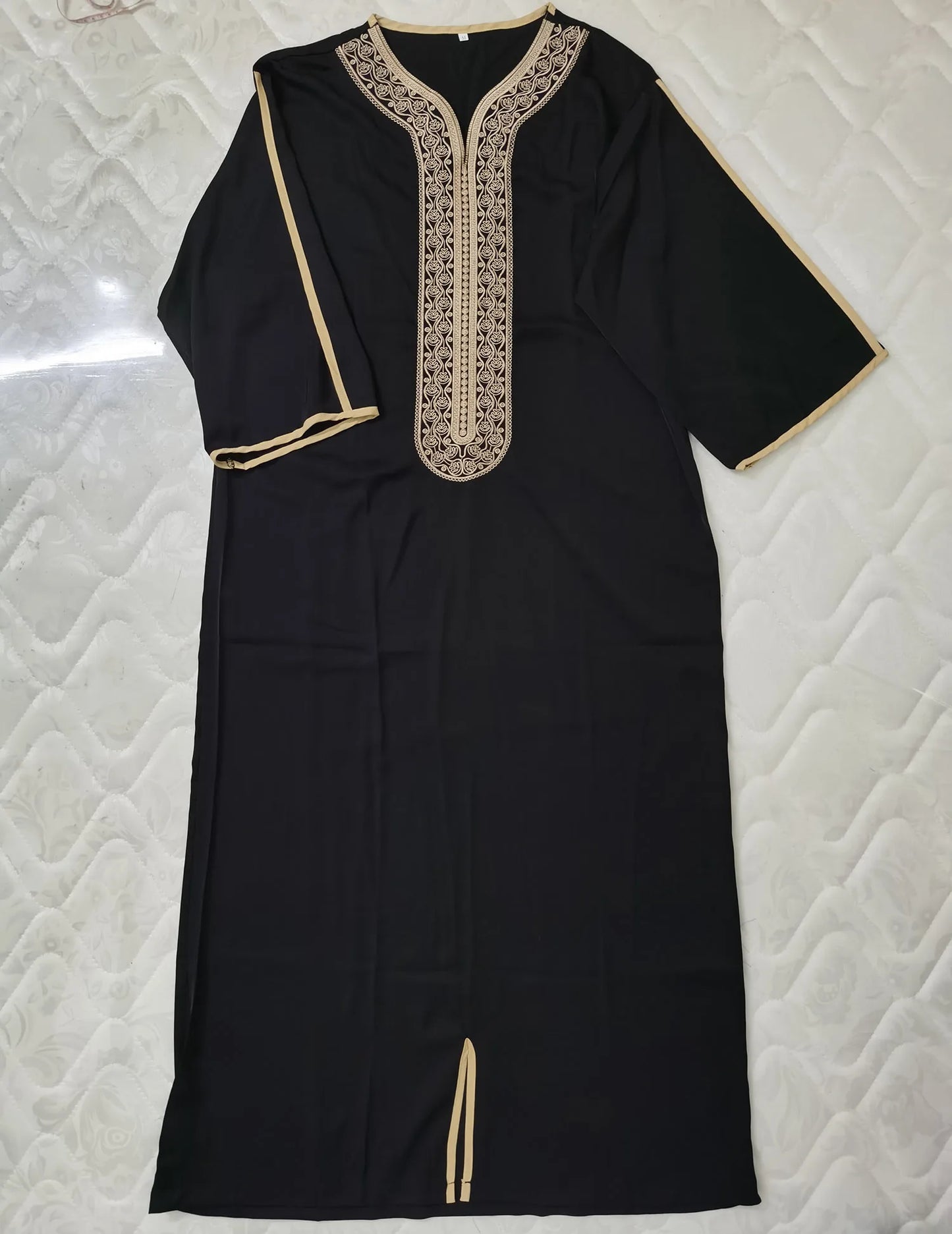 Islam Men Clothing Kaftan Muslim Fashion Robe Embroidered Loose and Breathable Djellaba Abaya Man Jubba Thobe Muslim Dress Eid