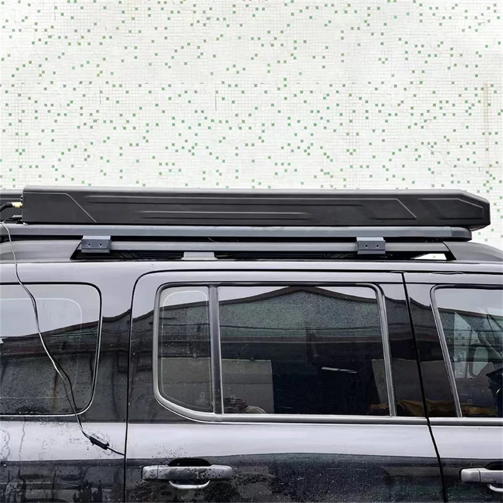 30L Car Roof Shower Camping Water Can ABS Water Tank Roof Outdoor Shower Roof For Off-Road Vehicles Activities Easy Install