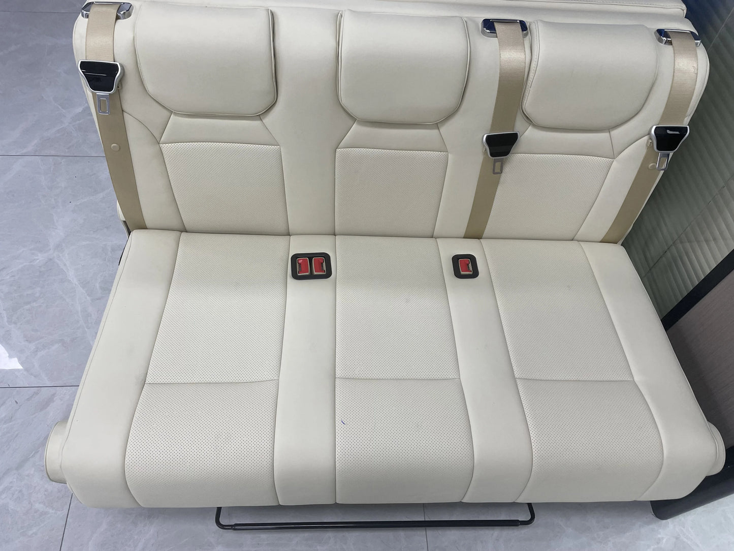 Customized2024 VST Modified Custom Auto Sprinter car interior Three Row seats Luxury van seat for Vito V class Metris