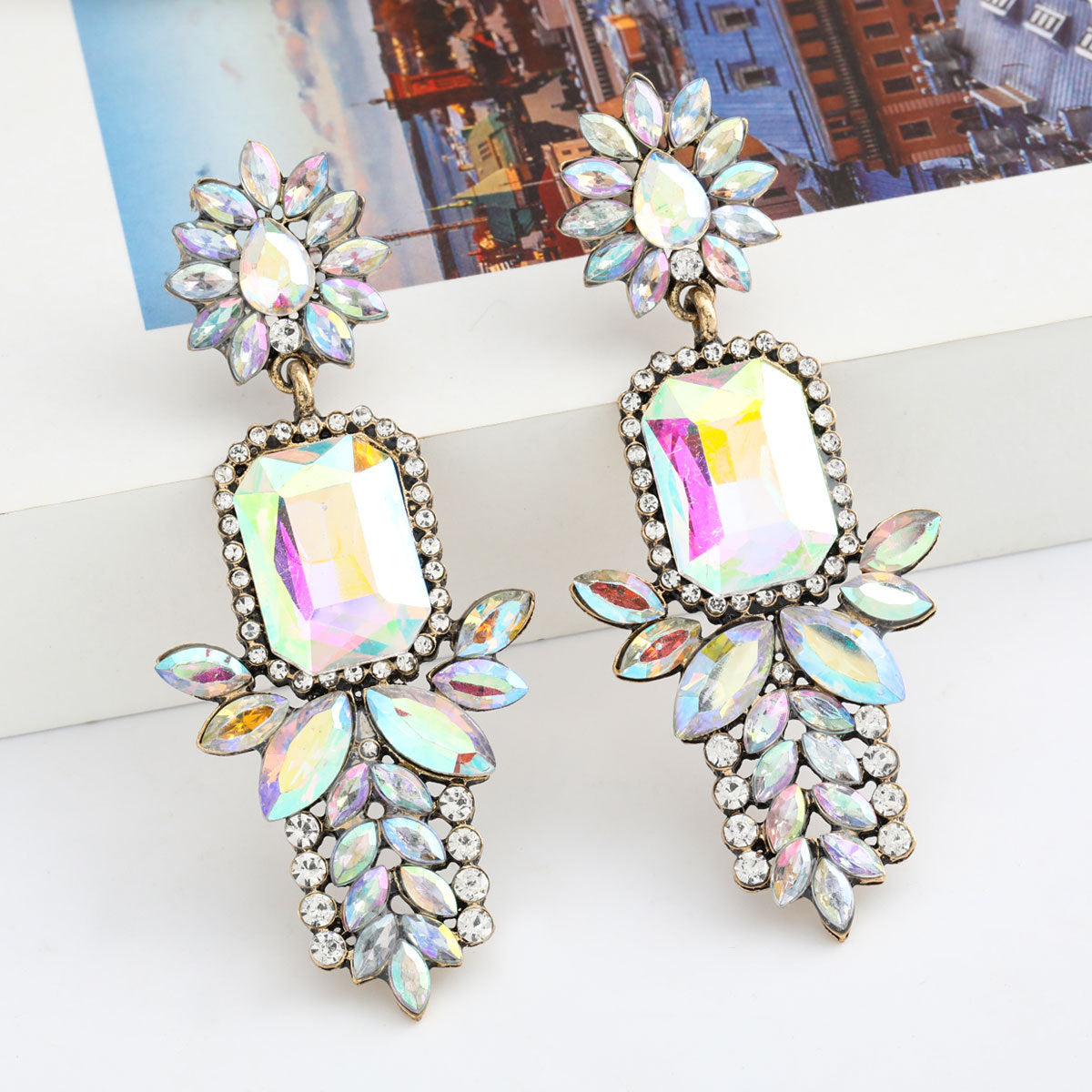 Fashion Color Diamond Round Alloy Diamond Geometric Earrings